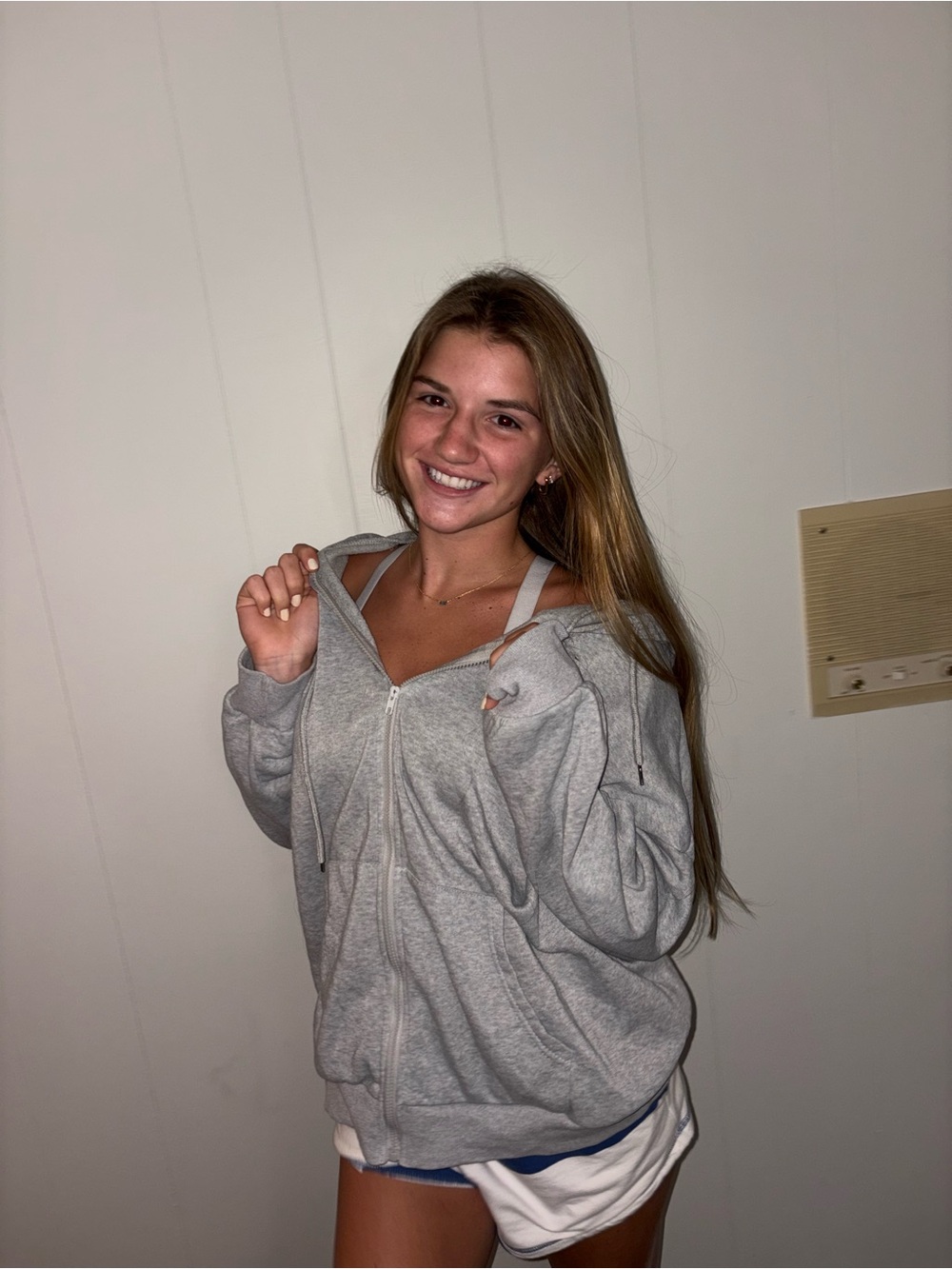 Women's Light Gray Zip-Up Hoodie - Cozy Everyday Layer